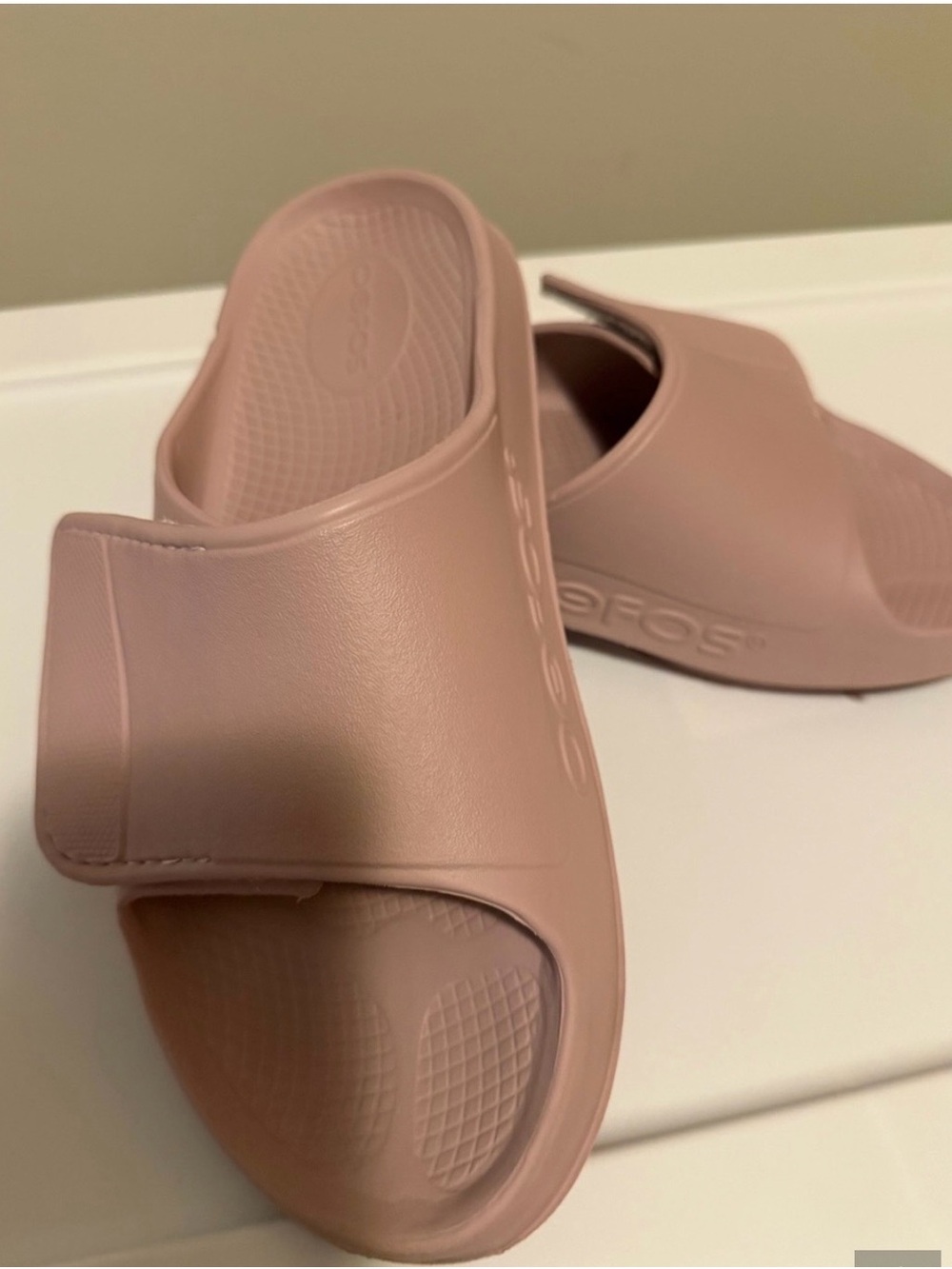 OOFOS Women's Slide Sandals - Dusty Rose - Size 11